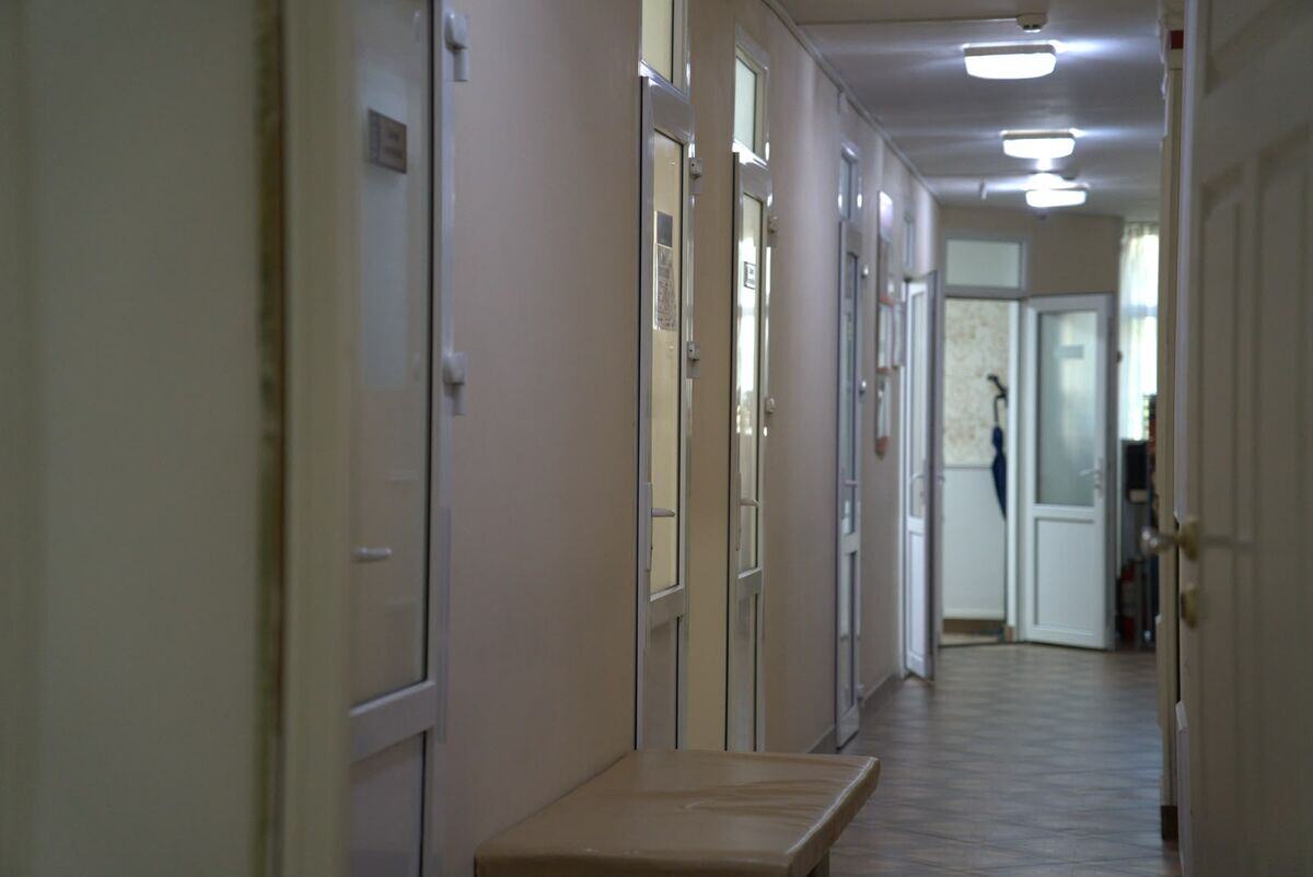 Coridorul interior al Centrului Medical Neurogen